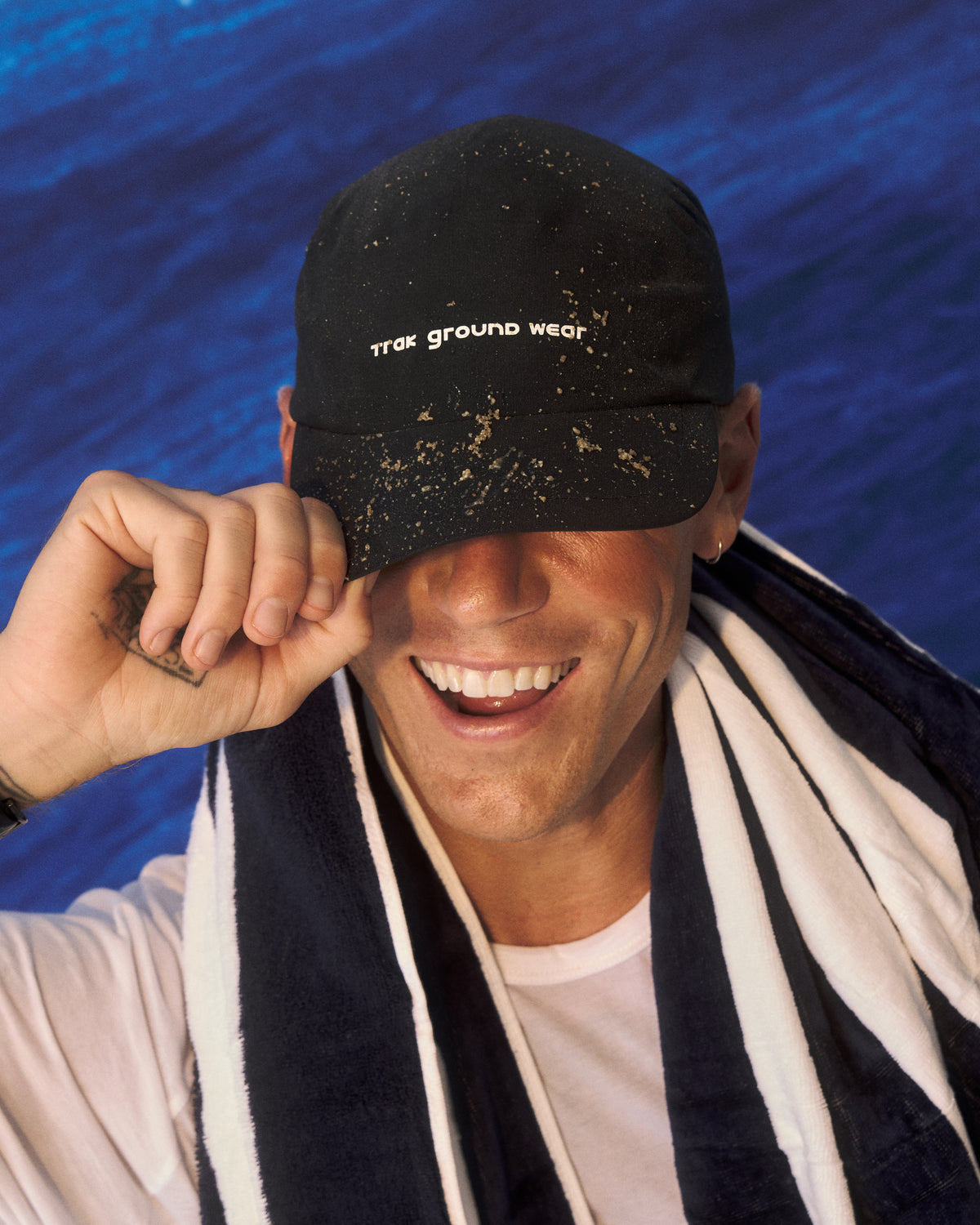 Trak Lightweight 5-Panel Cap H001